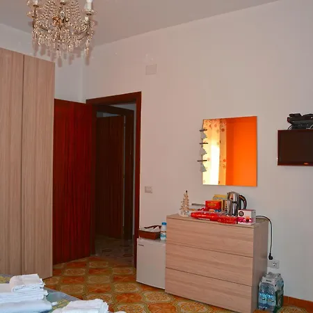 Porta Del Mare Bed & Breakfast Diamante