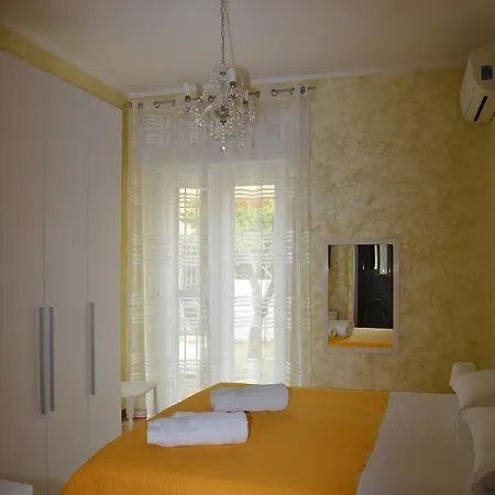 Oda ve Kahvaltı Porta Del Mare *