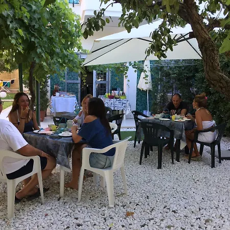 Porta Del Mare Bed & Breakfast