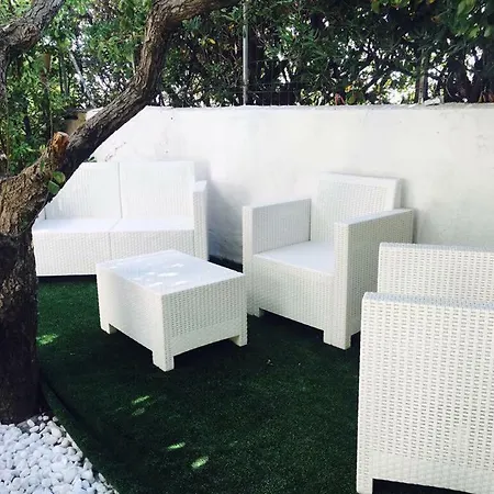 Porta Del Mare Bed & Breakfast *